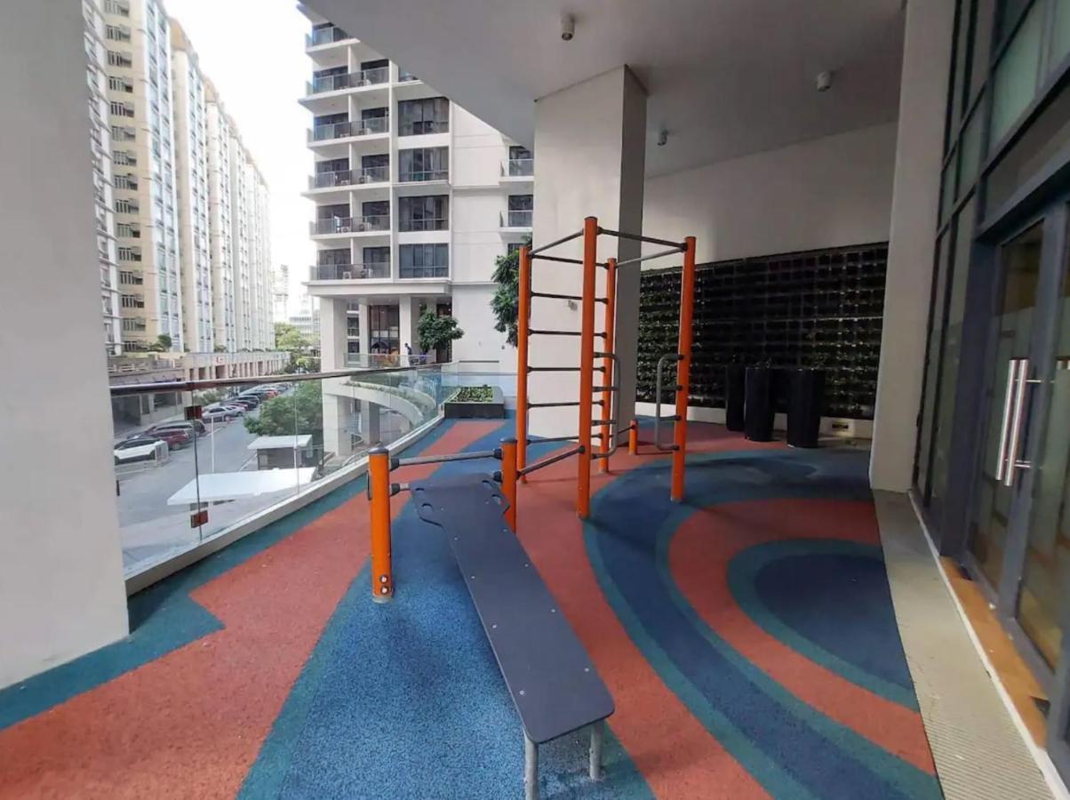 The Florence At Mckinley Hill Taguig Exterior foto